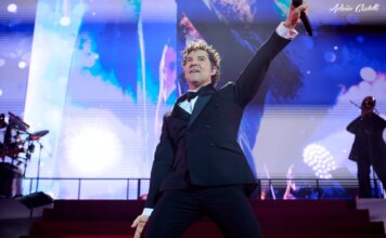 Bisbal pone la guinda al 'Superfinde' en Valencia David Bisbal - Todo es posible en navidad - Foto @adriancastellofotografo