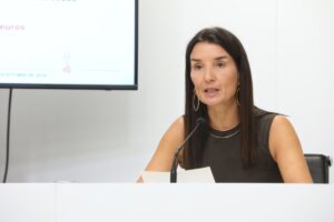 Ruth Merino hablando sobre la prórroga de los presupuestos de 2025