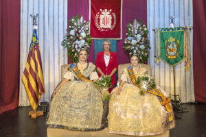 Nairobi Gil y Elisa Moreno en la exaltación de Falleras Mayores de Benetússer 2026