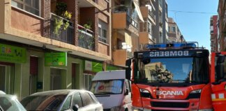 Un incendio en una vivienda de Torrent llevó a la evacuación de una escuela infantil.