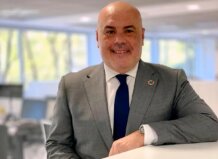 El expresidente de Enusa José Vicente Berlanga, investigado por su presunta implicación en el caso Leire José Vicente Berlanga, expresidente de Enusa, en una oficina moderna.