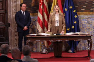 María del Carmen Ortiz durante su nombramiento como consellera de Educación