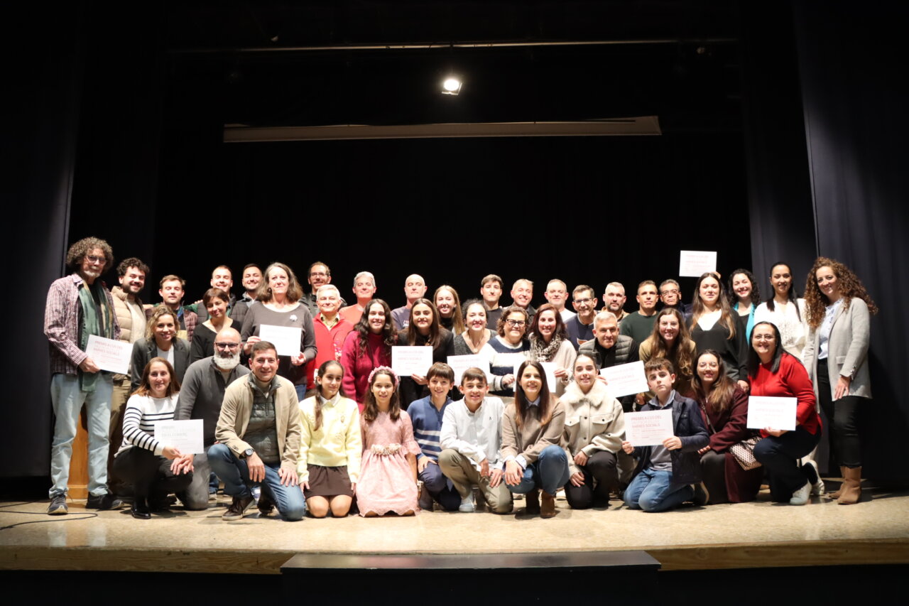Premios al Uso del Valenciano en el Comercio y en las Redes Sociales Premios al Uso del Valenciano en el Comercio y en las Redes Sociales