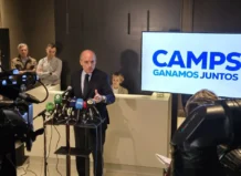 Camps presenta su equipo de campaña con presencia destacada de dirigentes del PP de l’Horta Francisco Camps presenta su equipo de campaña en un evento