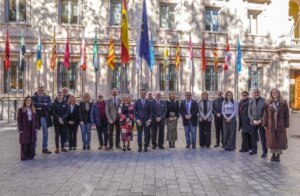 Representación de autoridades en el Senado de España por Paterna.