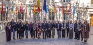 Representación de autoridades en el Senado de España por Paterna.