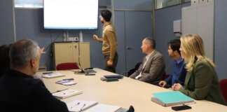 Reunión de responsables de Adif y el Ayuntamiento de Xirivella