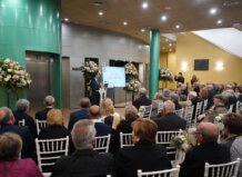 Ceremonia de Bodas de Oro en Paterna con parejas y alcalde