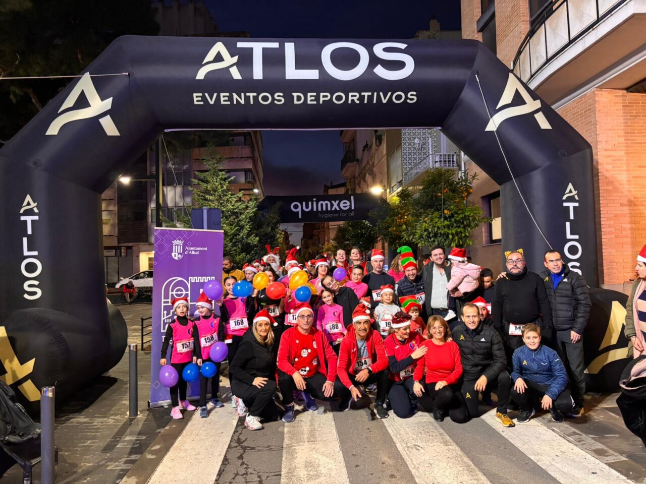 La San Silvestre de Albal reunió a corredores en un ambiente festivo.