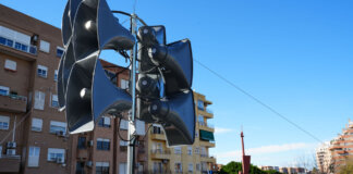 El Ayuntamiento de Mislata realiza un simulacro del sistema de altavoces de emergencia.