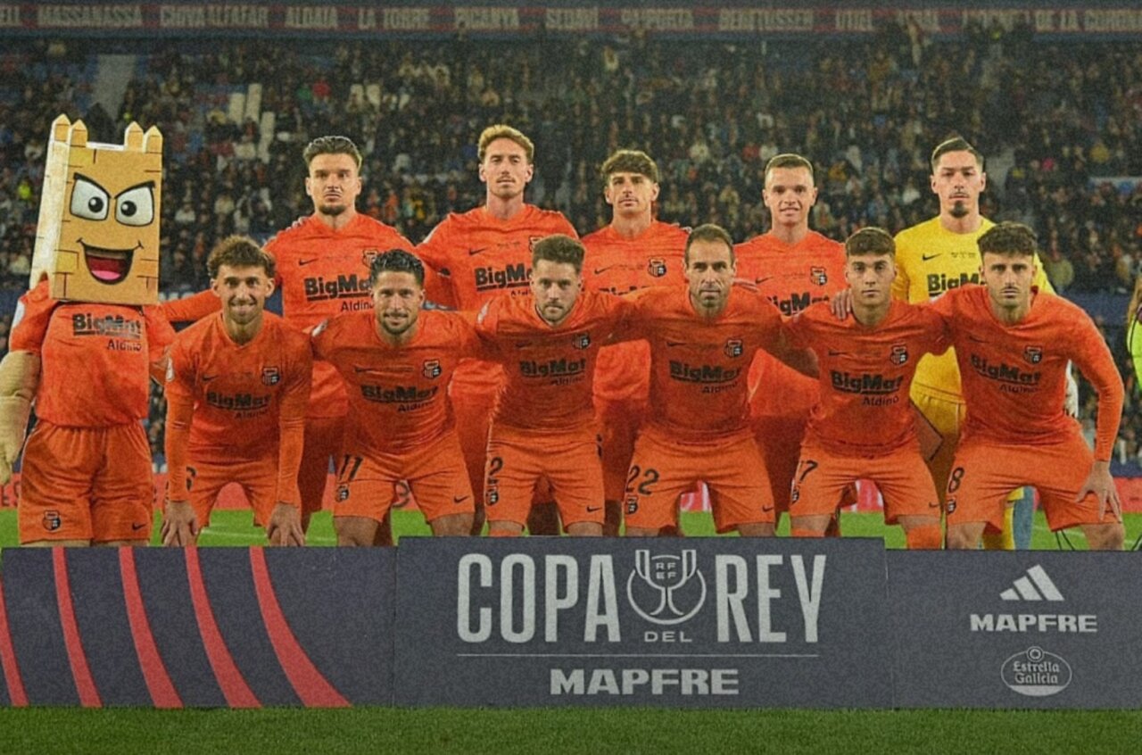 El Torrent CF se enfrentó al Real Betis en un emocionante partido de Copa del Rey.