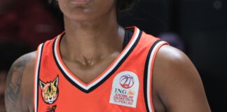 Yvonne Anderson en un partido con el equipo Mersin.