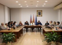Xirivella aprueba el presupuesto municipal de 2026 por 27,4 millones tras un incremento del 7% respecto a 2025 Reunión del Ayuntamiento de Xirivella para aprobar el presupuesto municipal