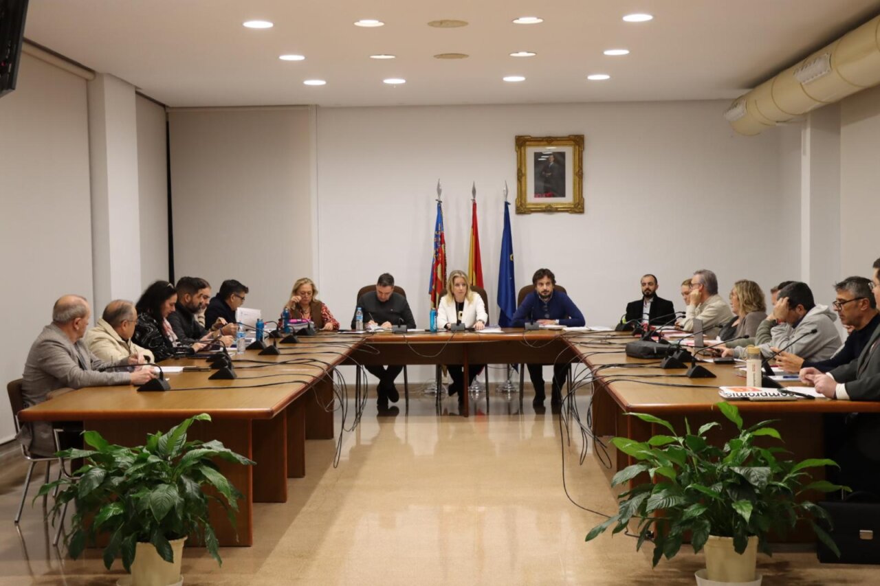Reunión del Ayuntamiento de Xirivella para aprobar el presupuesto municipal
