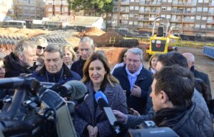 Visita de autoridades a las obras de ampliación del centro de salud de Benimàmet