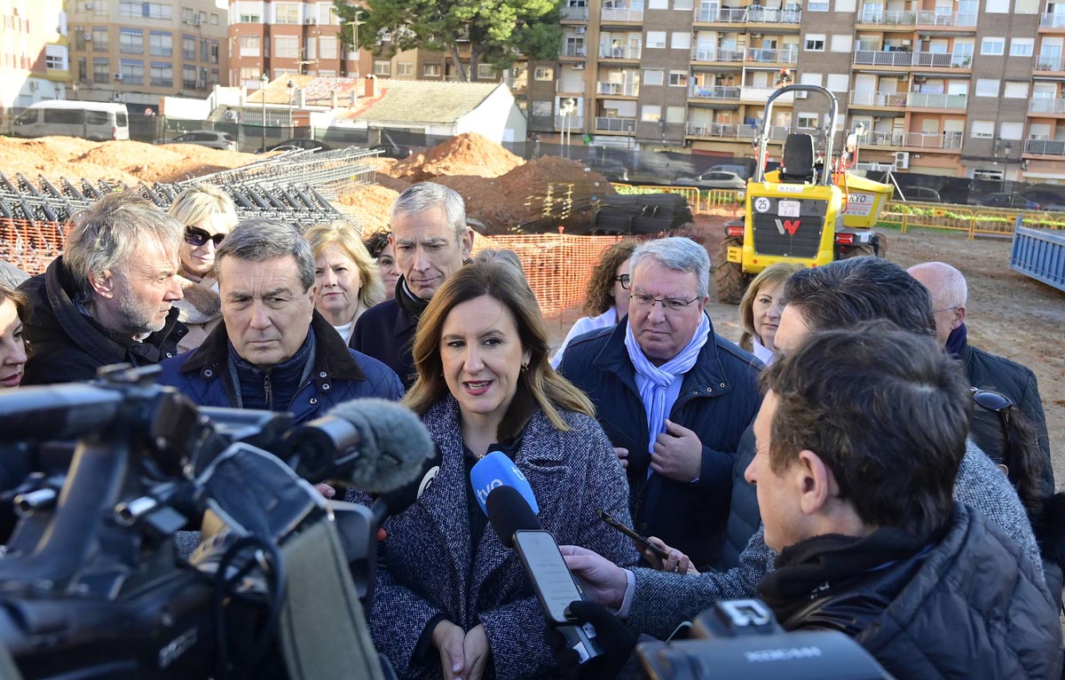 Visita de autoridades a las obras de ampliación del centro de salud de Benimàmet