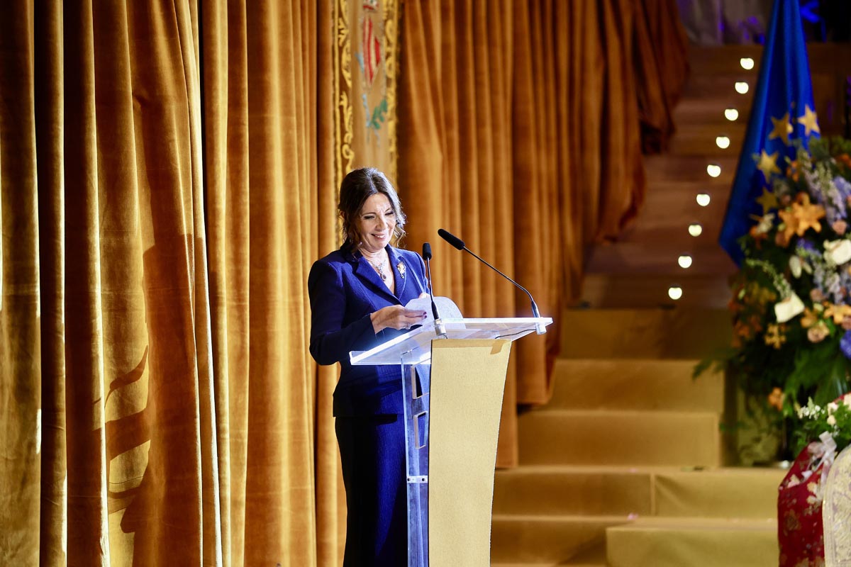 Marta Mercader durante su exaltación en el Palau de la Música de Valencia.