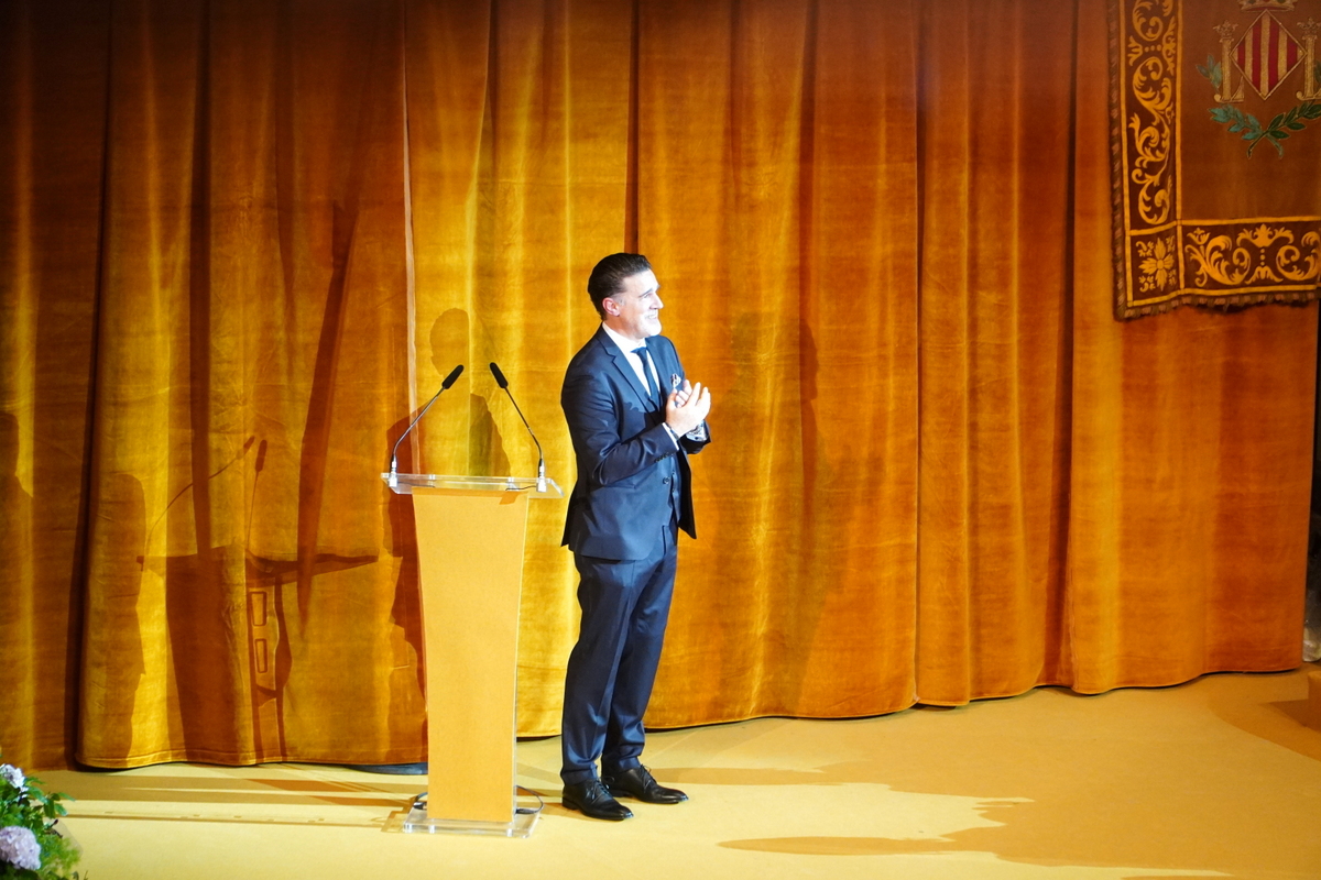 Exaltación de Carmen Prades como Fallera Mayor de Valencia en el Palau de la Música.