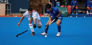 Jugadores compiten en el Trofeo Internacional de Hockey en Valencia