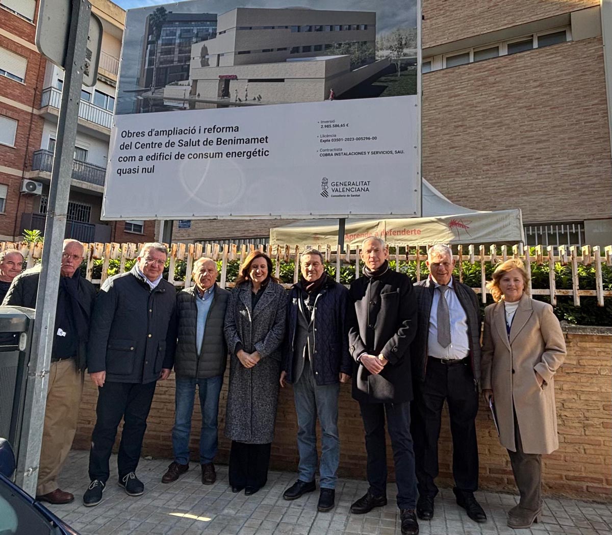 Visita de autoridades a las obras del centro de salud de Benimàmet