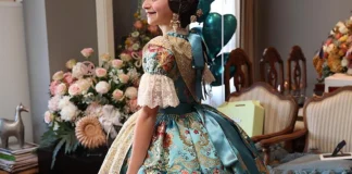 Marta Mercader con su espolín azul cristalino en el Palau de la Música