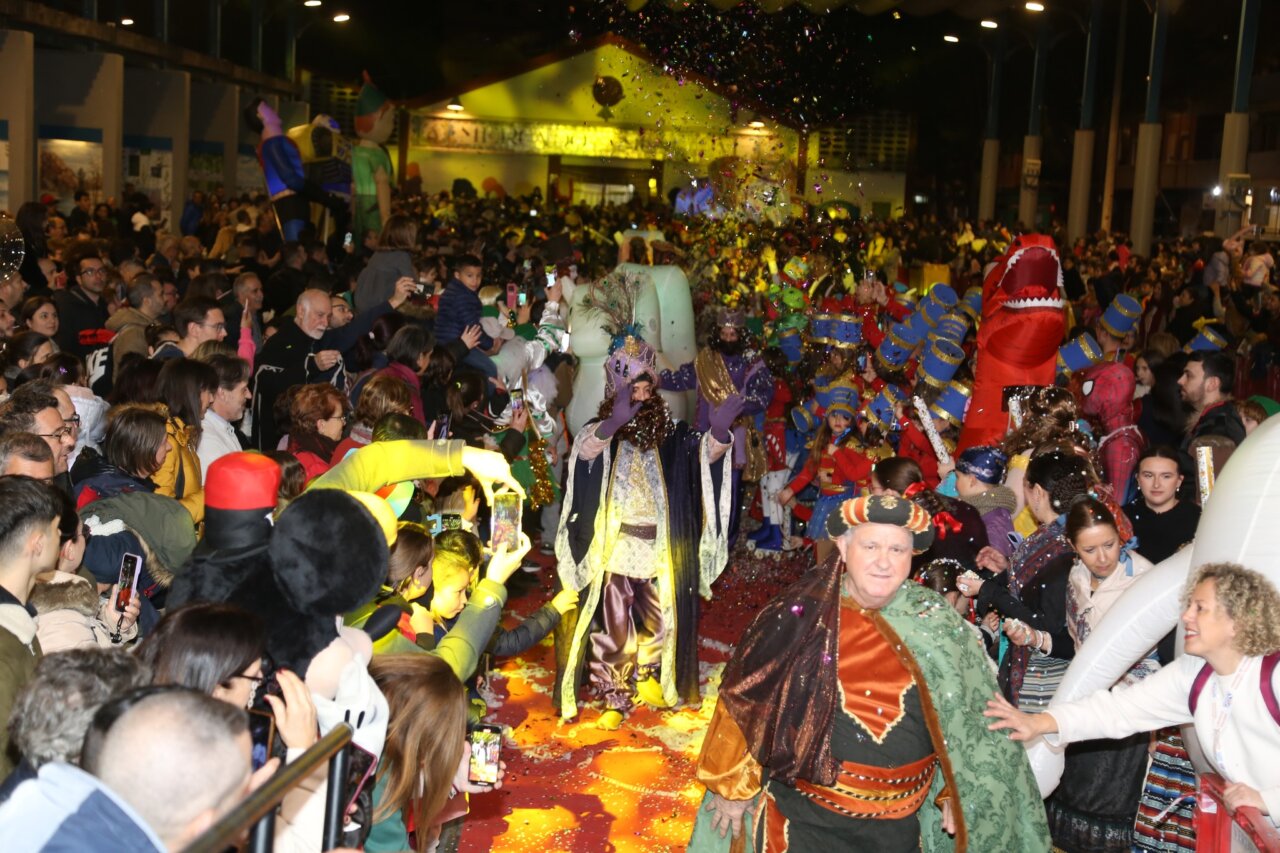 cabalgata reyes magos manises cabalgata reyes magos manises