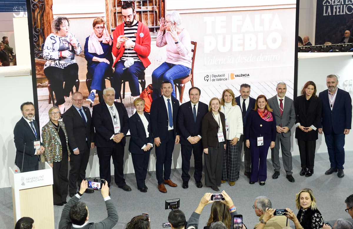 Representantes de la Diputación de Valencia en FITUR 2026