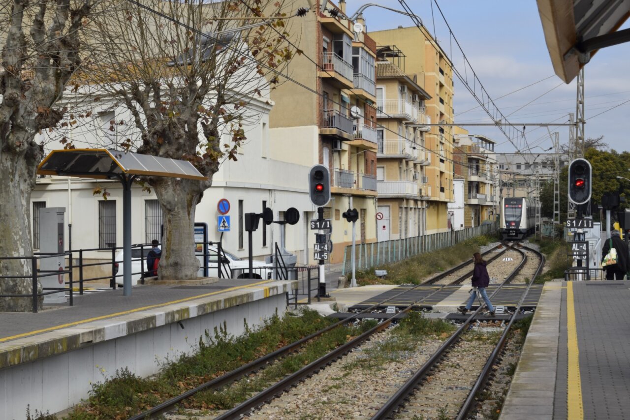 La Generalitat proyecta duplicar la vía de la Línea 3 en l'Horta Nord