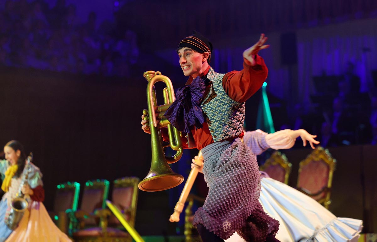 Exaltación de Marta Mercader