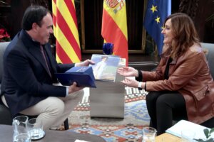 Juanfran Pérez Llorca y María José Catalá en una reunión