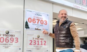 La Lotería del Niño 2026 trae suerte a Manises con el primer premio.