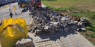 Obras en un solar de Alfafar para crear aparcamientos públicos.