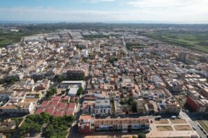 Vista aérea de Rafelbunyol mostrando sus calles y edificios