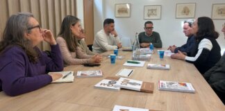 Reunión de Gabriel Rufián con representantes de la Mancomunitat de l'Horta Sud