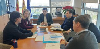 Reunión del Ayuntamiento de Xirivella sobre vivienda pública con la consellería.
