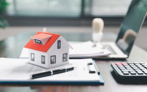 Aspectos clave al vender una vivienda heredada en Valencia.