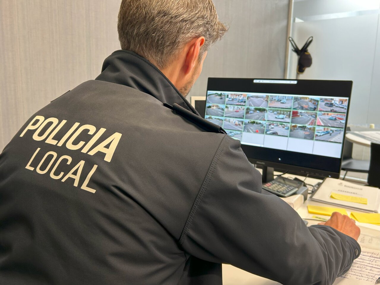 El nuevo sistema de videovigilancia mejora la seguridad en el polígono industrial de Rafelbunyol.