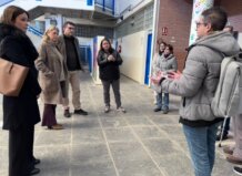 La consellera realiza una visita al IES Alfafar para conocer sus instalaciones.