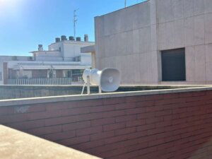 Los nuevos altavoces de megafonía mejoran la seguridad en Catarroja.