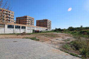 El Ayuntamiento de Torrent habilitará un nuevo aparcamiento gratuito en Parc Central.