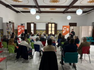 Ciudadanos celebra una jornada en Rocafort para definir su estrategia autonómica.