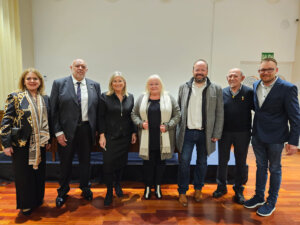 Miembros de Ciudadanos en el Ateneo Mercantil de Valencia durante una mesa redonda