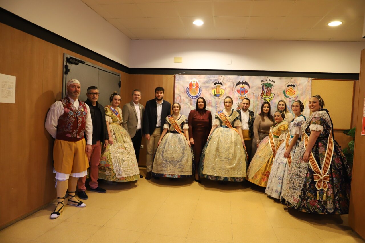 Las comisiones falleras de Moncada se reúnen para discutir su futuro.