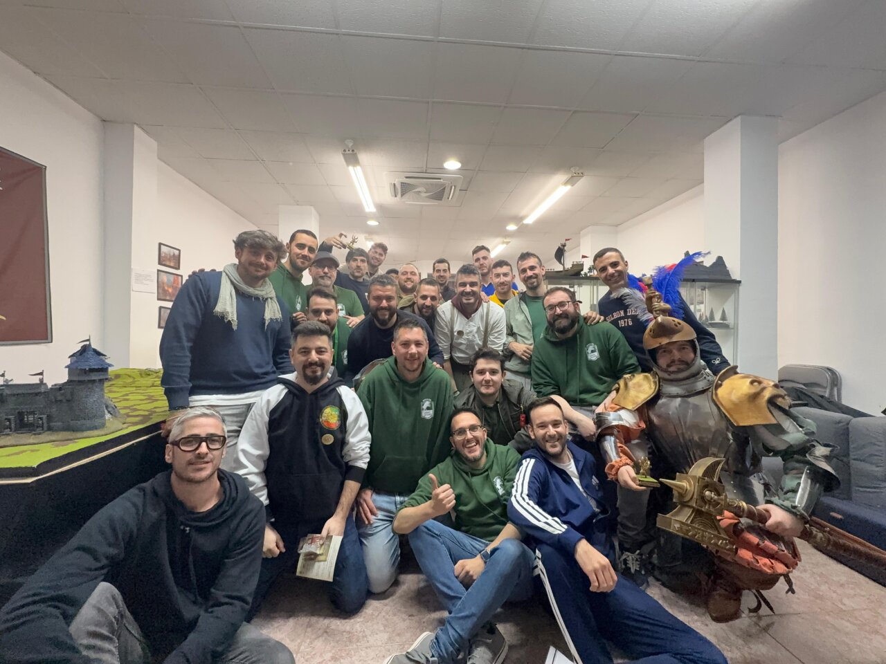 Grupo de aficionados al wargame en el evento Por las Barbas de Helborg 2 en Torrent
