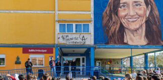 Mural de Valery Naranjo en el CEIP Jaume I de Catarroja