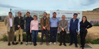 Grupo de personas en la inauguración del Plan Endavant en Albal