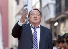 Fallece en el Hospital La Fe de València el mítico actor y cómico Fernando Esteso a los 80 años Fernando Esteso, actor y cómico español, en un evento público