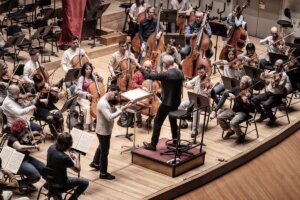 La Orquesta de Valencia ensayando en el Palau de la Música