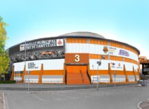 Vista exterior del Pabellón Font de Sant Lluís en València, donde tendrá lugar el Valencia Premier Pádel