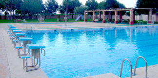 Vista de la piscina del Polideportivo Municipal en Museros